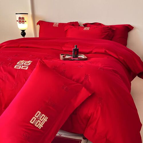 新中式红色四件套高级感婚嫁喜被婚庆喜刺绣被套结婚床上用品 - 图2
