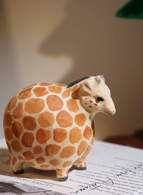 圆滚滚的长颈鹿手工木雕小摆件可爱卡通趣味创意书柜桌面装饰品