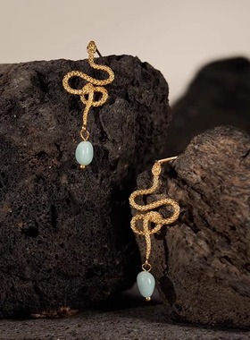 大英博物馆饰品灵蛇献瑞新年礼物