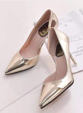 全屋定制衣柜样板房衣帽间摆件服装帽子包包男女鞋子道具房装饰品