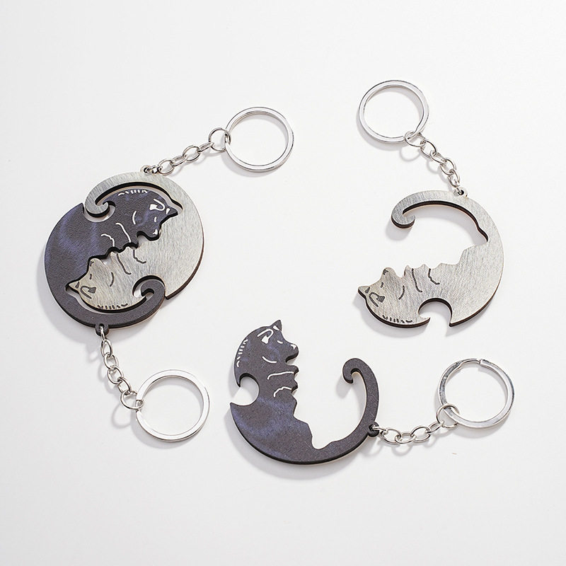 创意仿真木质情侣水獭猫咪刺猬浣熊钥匙圈挂件情人节情侣钥匙扣闺