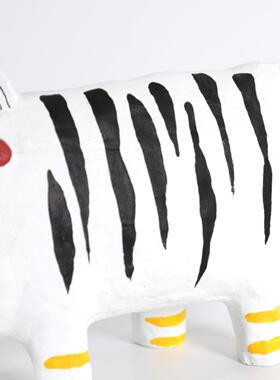 现代意式北欧卡通小花猫儿童样板房摆件书房桌面家居装饰品摆件