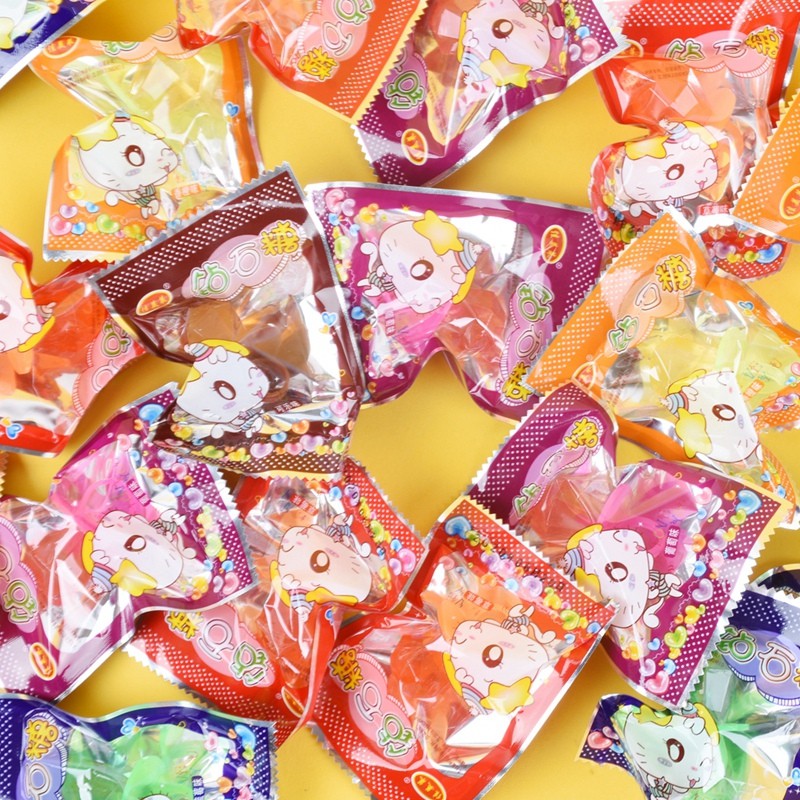 Rings, pacifiers, lipsticks, lollipops, nostalgic snacks, gems, diamonds, children’s day candy
