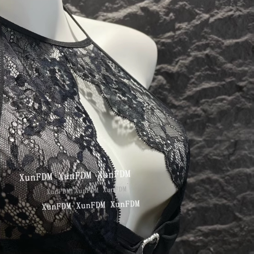 驯服的猫 「小黑兔」性感纯欲兔女郎蕾丝透视连体衣套装 - 图0
