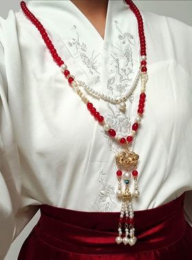国潮正红背云长璎珞古风汉