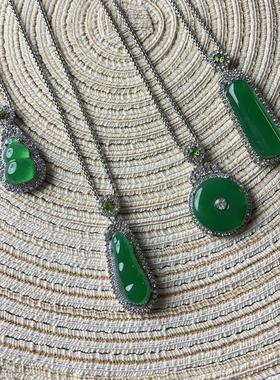 仿翡翠绿点钻项链高冰绿吊坠葫芦平安扣项链不锈钢套链久不掉色