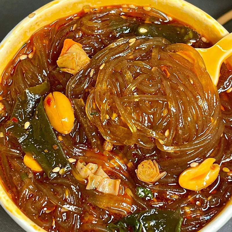 嗨吃家大桶酸辣粉整箱批发红桶装薯粉袋装调料条夜宵冲泡免煮速食 - 图2