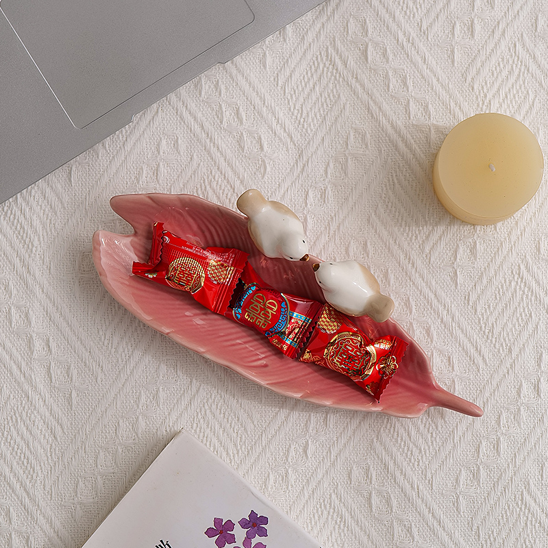 陶瓷小鸟点心盘珠宝首饰收纳盘创意可爱置物架肥皂碟轻奢高档摆盘 - 图1