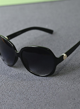 珍珠女士偏光太阳镜时尚圆框墨镜女优雅气质黑色茶色香槟防晒眼镜