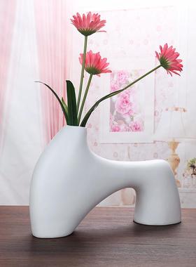 北欧创意插花花瓶家居客厅卧室软装装饰品简约抽象艺术摆设造型