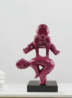 现代创意人物桌面摆件售楼处样板间E酒店会所抽象雕塑艺术软装饰