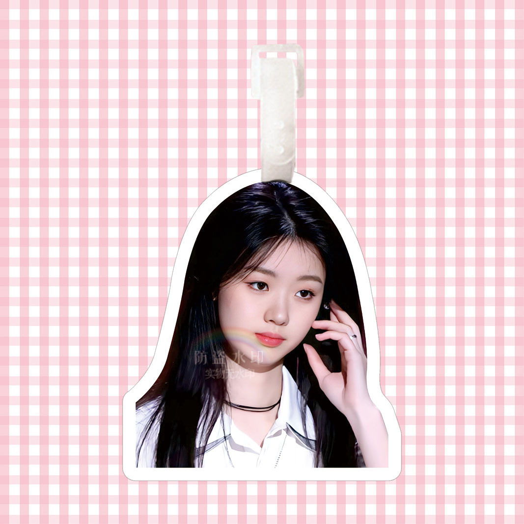 单依纯行李牌书包挂件旅行李箱挂饰链登机吊牌周边钥匙扣应援物料 - 图2