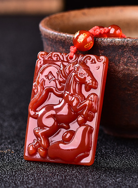 瓶凡2024龙年属马佩戴生肖