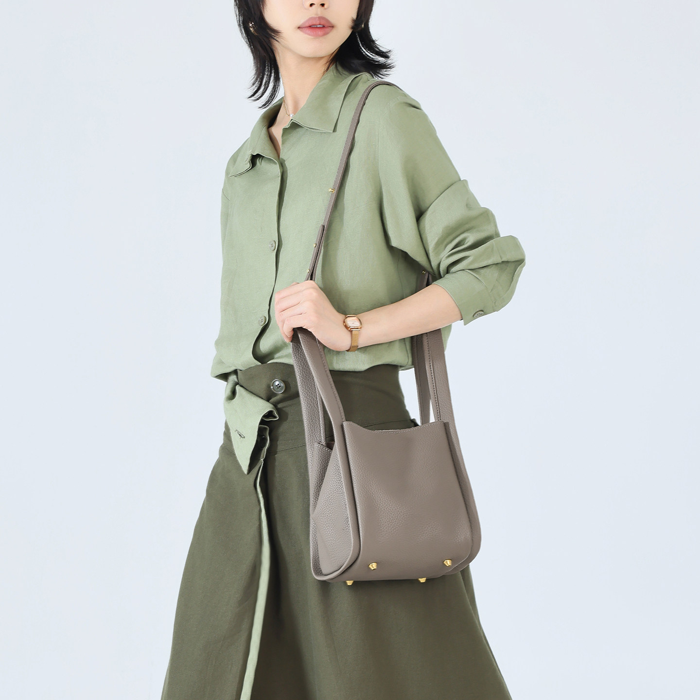 乐其塞文菜篮子水桶包女手提单肩斜挎包秋冬通勤新款大容量77051,淘宝优惠券,粉丝福利购,淘宝优惠卷