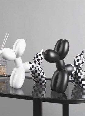 北欧现代创意棋盘格狗轻奢树脂高级感桌面客厅电视柜装饰可爱摆件