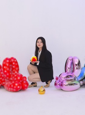 创意网红气球狗落地摆件客厅电视机旁楼梯口装饰店铺拍照现代雕塑
