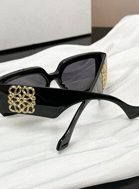 复古金标大方框墨镜女款2025新款气质百搭加粗罗家太阳眼镜显脸小