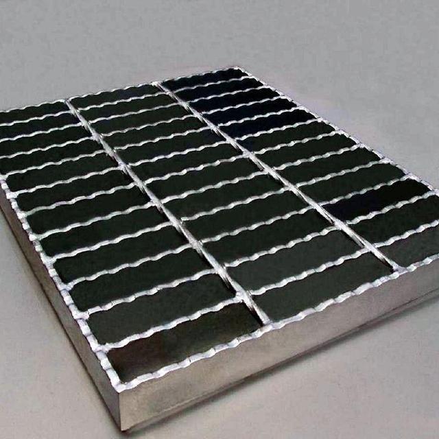 镀锌钢格板楼梯踏步板热镀锌钢格栅不锈钢格栅板排水沟盖板网格板 - 图2