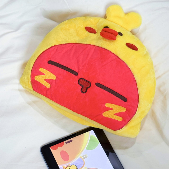 Please cover the red bean air-conditioning blanket around the red bean
