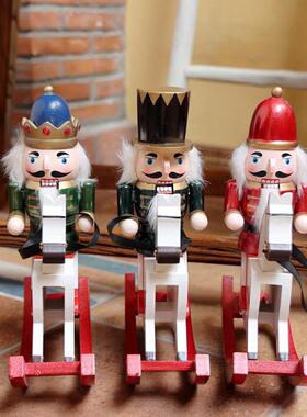 欧洲胡桃夹子木偶士兵儿童房装饰创意酒柜电视柜客厅家居木制礼品