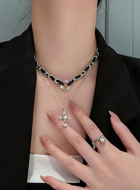 皮革镶钻十字架双层项链女韩国个性时尚毛衣链辣妹网红风饰品