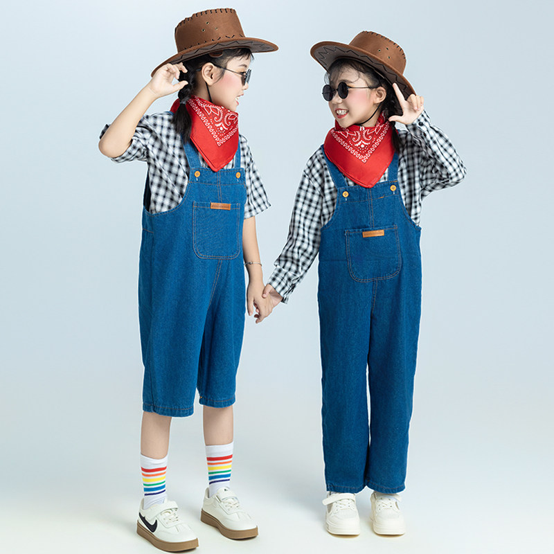 儿童牛仔很忙演出服六一小学生幼儿园西部牛仔背带裤套装表演服装