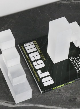 北欧简约轻奢磨砂水晶阶梯书挡摆件现代样板房间酒店台阶书立书靠