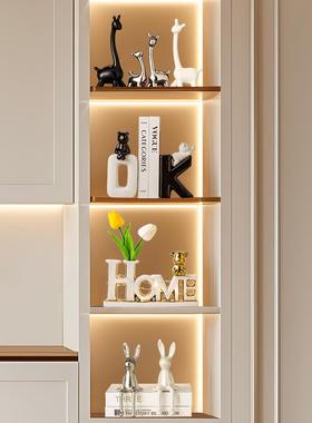 摆件高级感小众轻奢高档家居客厅酒柜电视柜暴力熊书房书架装饰品