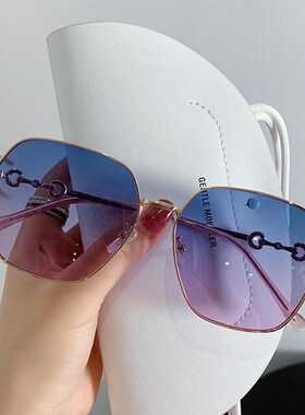 极速太阳眼镜女202n2年新款潮网红街拍大脸显瘦太阳眼镜抗UV开车