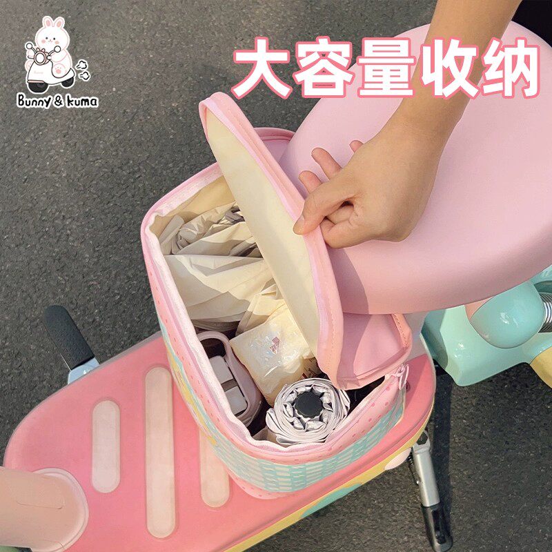Electric vehicle waterproof storage helmet hanging bag