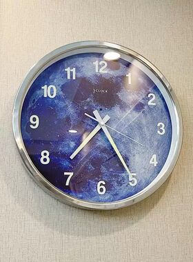 智能声控夜光挂钟静音金属钟表小夜灯客厅时钟客厅免打孔星空创意