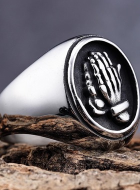 朋克风个性时尚圣手祷告戒指钛钢