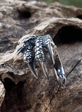 钛钢戒指“龙爪”霸气中国风