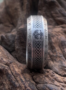 欧美复古做旧潮人狮子王钛钢戒指男士骷髅高级感不锈钢质感首饰品