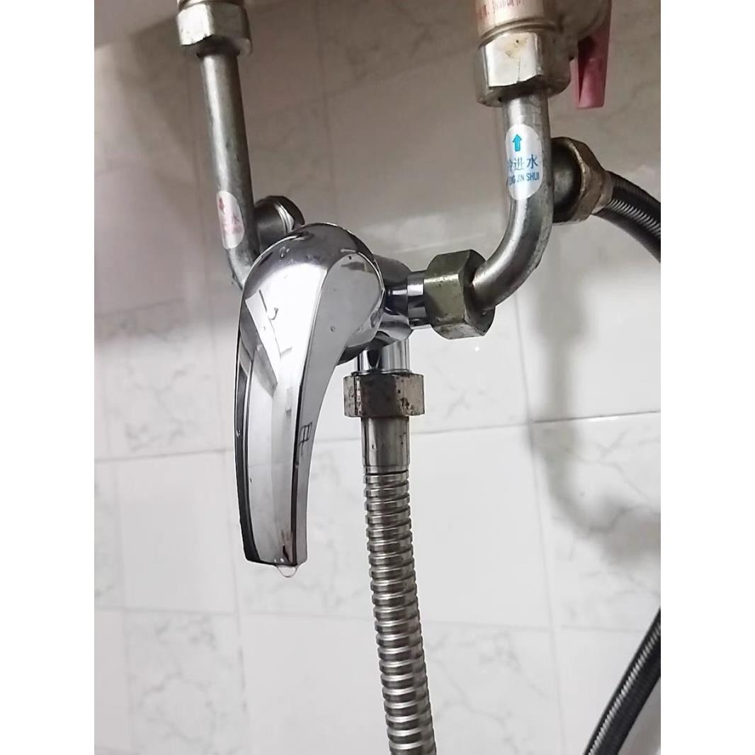 Water outlet valve three-way mixed shower solar four-way mixing valve surface-mounted electric water heater shower alloy water mixing valve