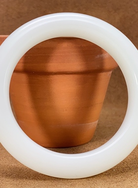 和田羊脂白玉手镯天然高档礼物