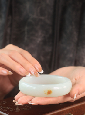 新疆和田玉籽料羊脂白玉平安镯