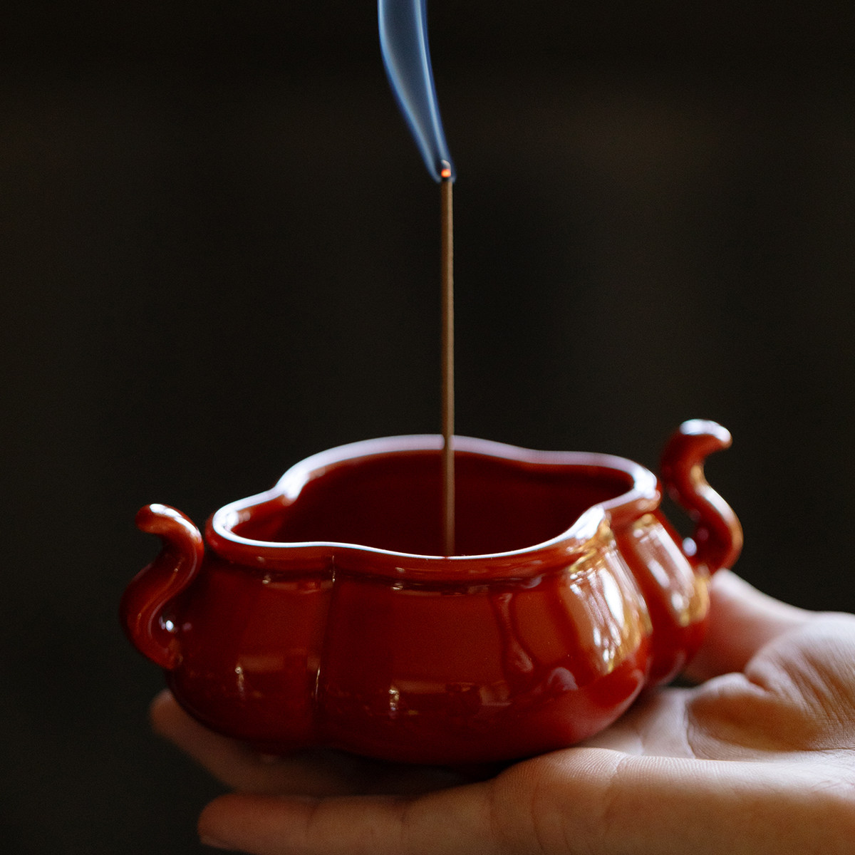 梵汝 故宫红陶瓷线香炉家用室内小号香薰炉香道檀香线香插新中式,淘宝优惠券,粉丝福利购,淘宝优惠卷