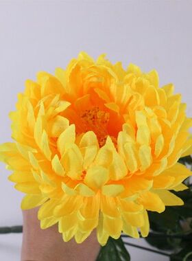 包心菊花假花清明节墓前祭典