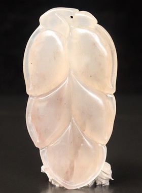 天然62*32*10mm25g玉石挂件桂林鸡血玉石贵妃料精雕装饰把玩挂件