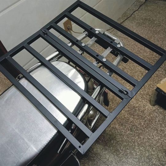 Boîte à emporter pliable pour vélo extrêmement rapide, support de véhicule x étagère de batterie au lithium modifiée agrandie, tirez la bouteille de chargement de la moto