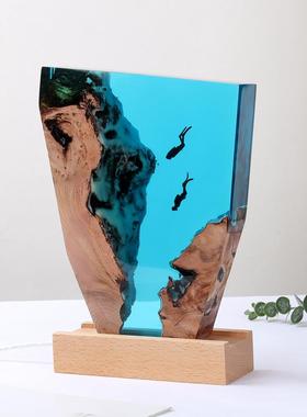 手工创意实木树脂氛围灯海洋自由潜水员桌面摆件深海探索纪念夜灯