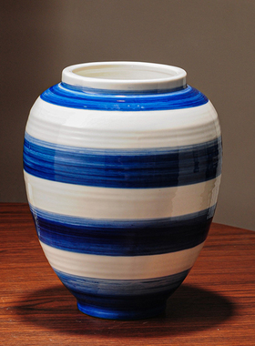 北欧现代简约花瓶摆件