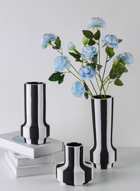 现代高级感黑白条纹陶瓷花瓶