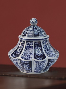 中国风青花瓷手绘陶瓷罐摆件陶瓷花瓶软装客厅餐桌装饰茶叶罐摆设