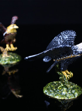 2025新款锌合金珐琅彩大鹏展翅首饰盒办公家居礼品潮品摆设