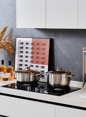 现代轻奢样板房装饰品摆件样板间厨房不锈钢锅具橱柜展厅软装组合