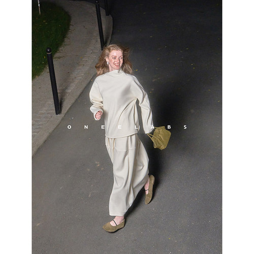 ONEELABS原创品牌 重磅莱塞尔羊毛羊绒混纺 白色围脖上衣半裙套装 - 图1