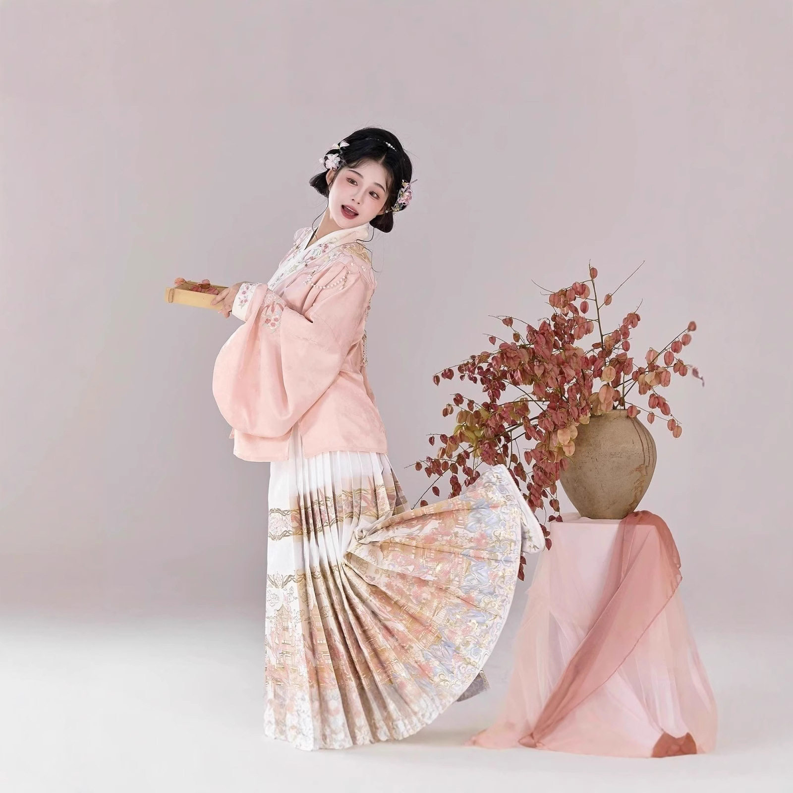 新中式燕云亭原创汉服明制琵琶袖织金马面裙汉洋折衷套装2025新款,淘宝优惠券,粉丝福利购,淘宝优惠卷