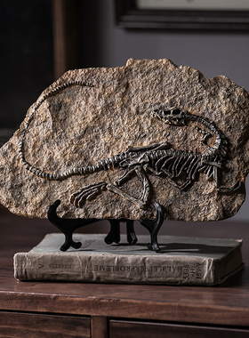 【曼塔】复古动物恐龙摆设骨头霸王龙摆件仿古化石书柜书架装饰